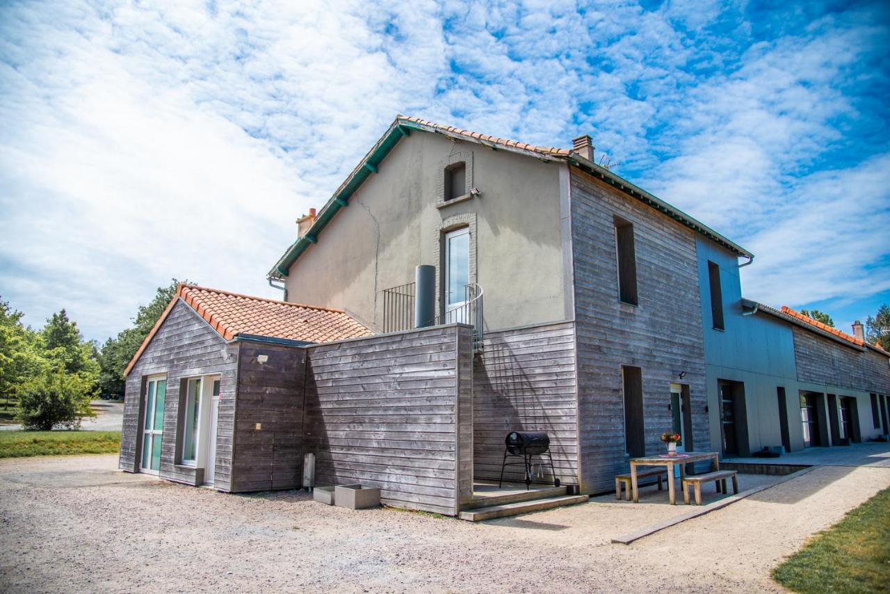 Gite Martin Pecheur Au Coeur De La Nature Moncoutant Exterior photo